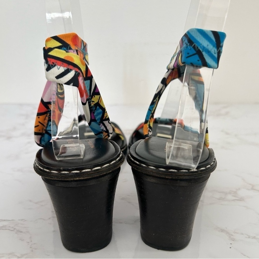 Colorful Strappy Heels by David Pilner Sz 6 - Picture 4 of 8